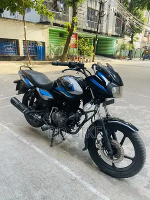 Bajaj Discover 150 2013 Black