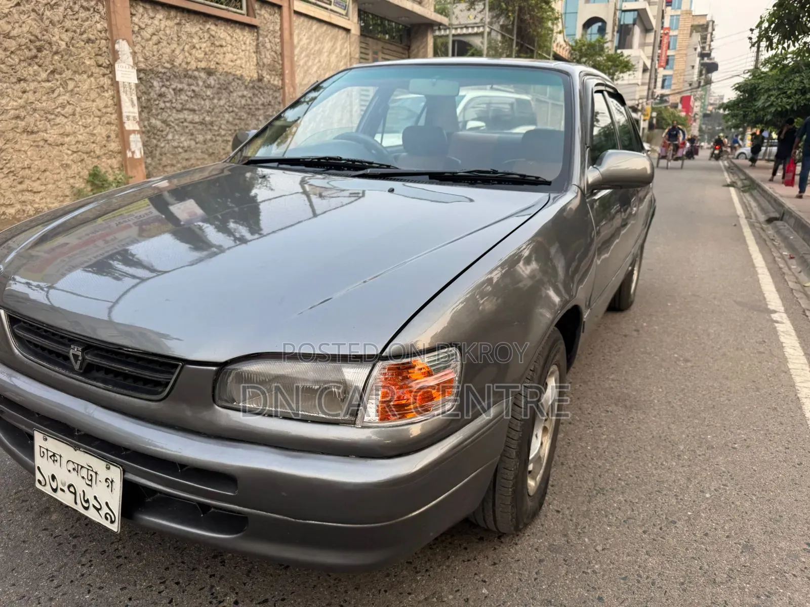 Toyota Corolla 1995 Gray