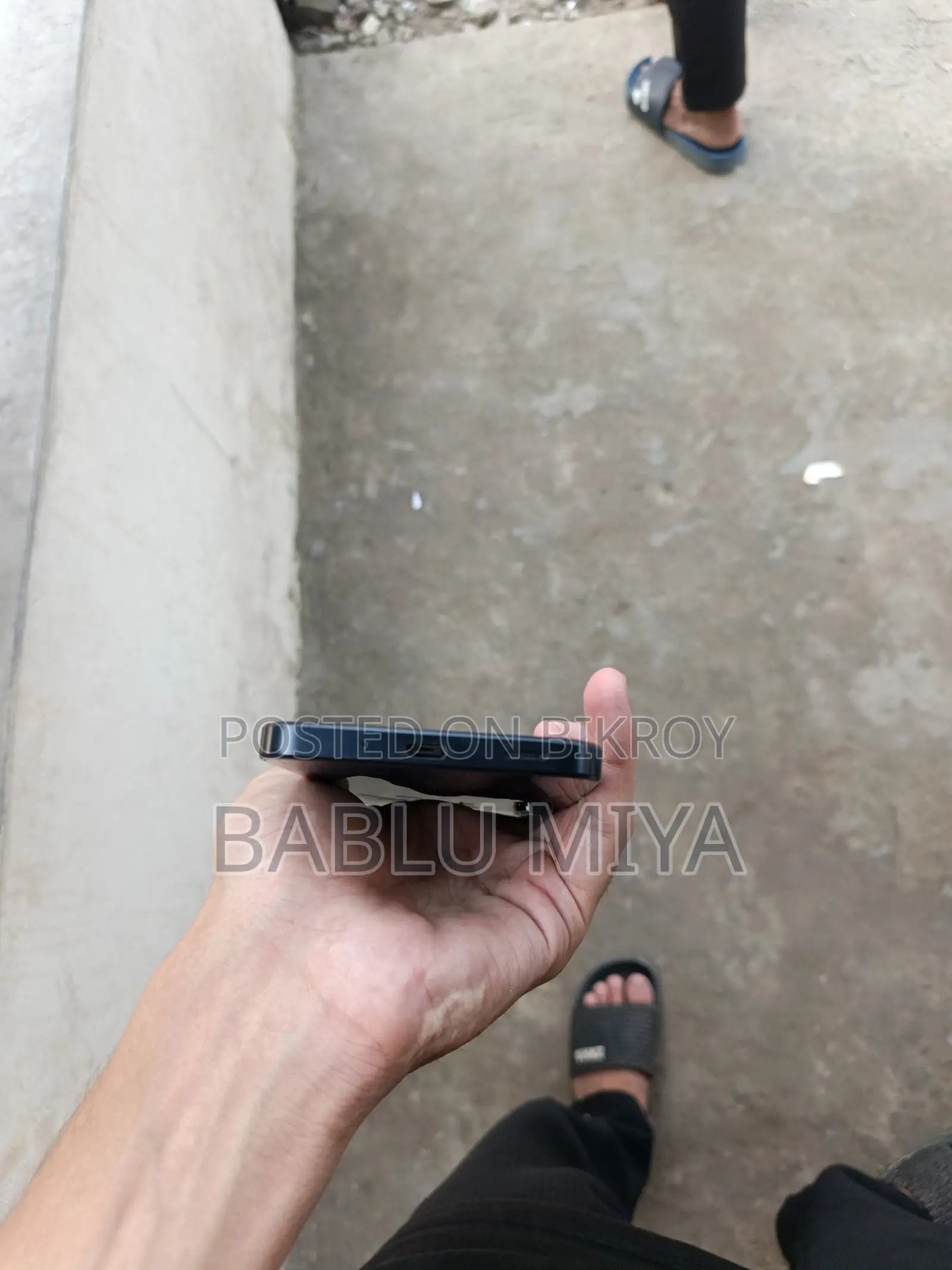 Samsung A10 32 GB Black