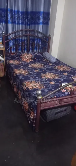 Bed With Jagim and Tosok