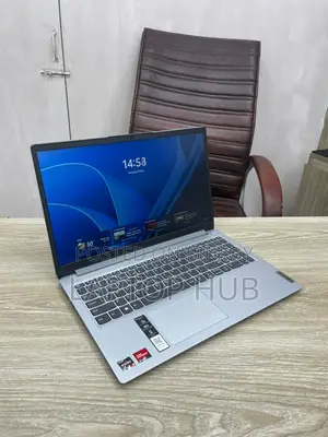 Laptop Lenovo IdeaPad 1 16GB AMD Ryzen 5 SSD 512GB