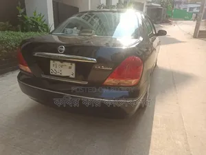 Nissan Sunny 2006 Black