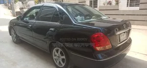 Nissan Sunny 2006 Black