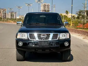 Nissan Patrol 2004 Black
