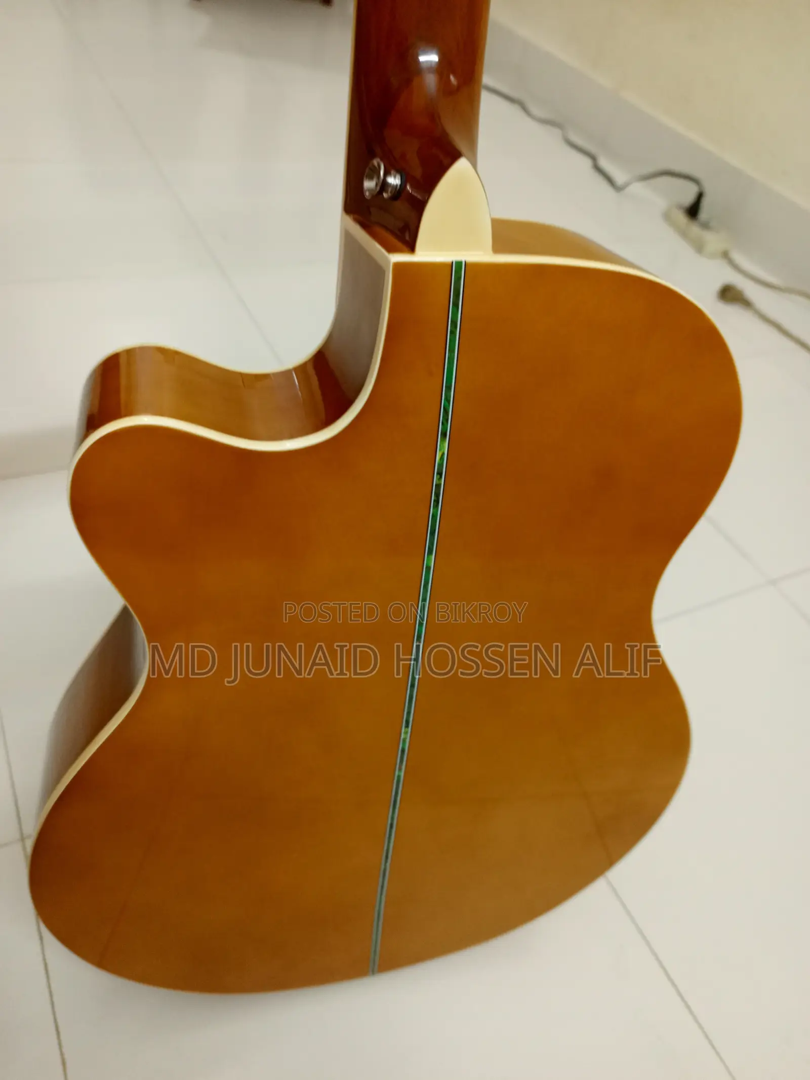 New Guitar Sale Post