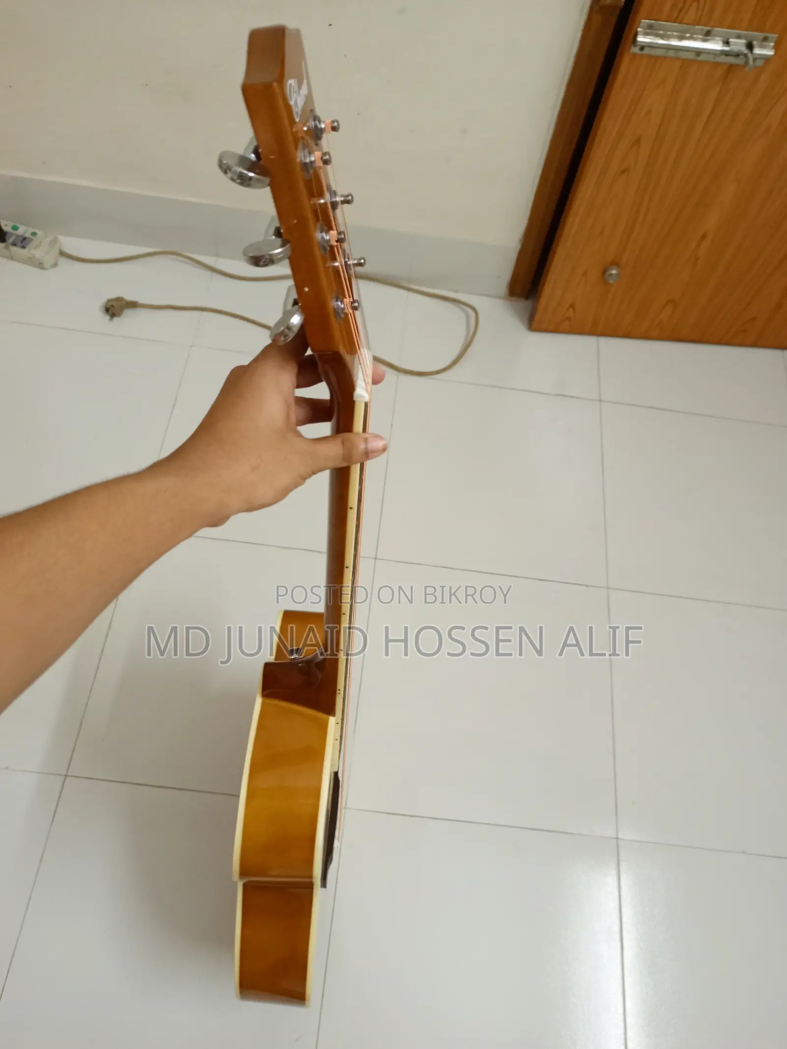 New Guitar Sale Post