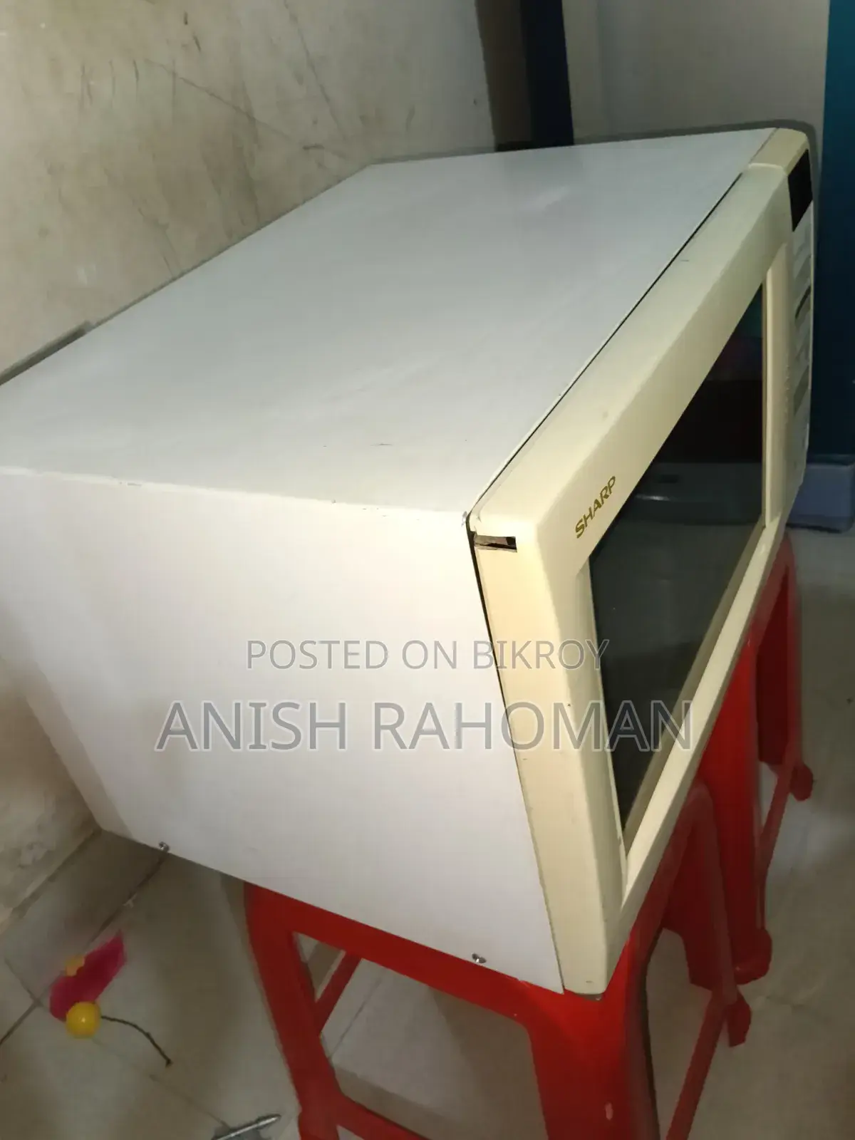 Microwave oven for sale.