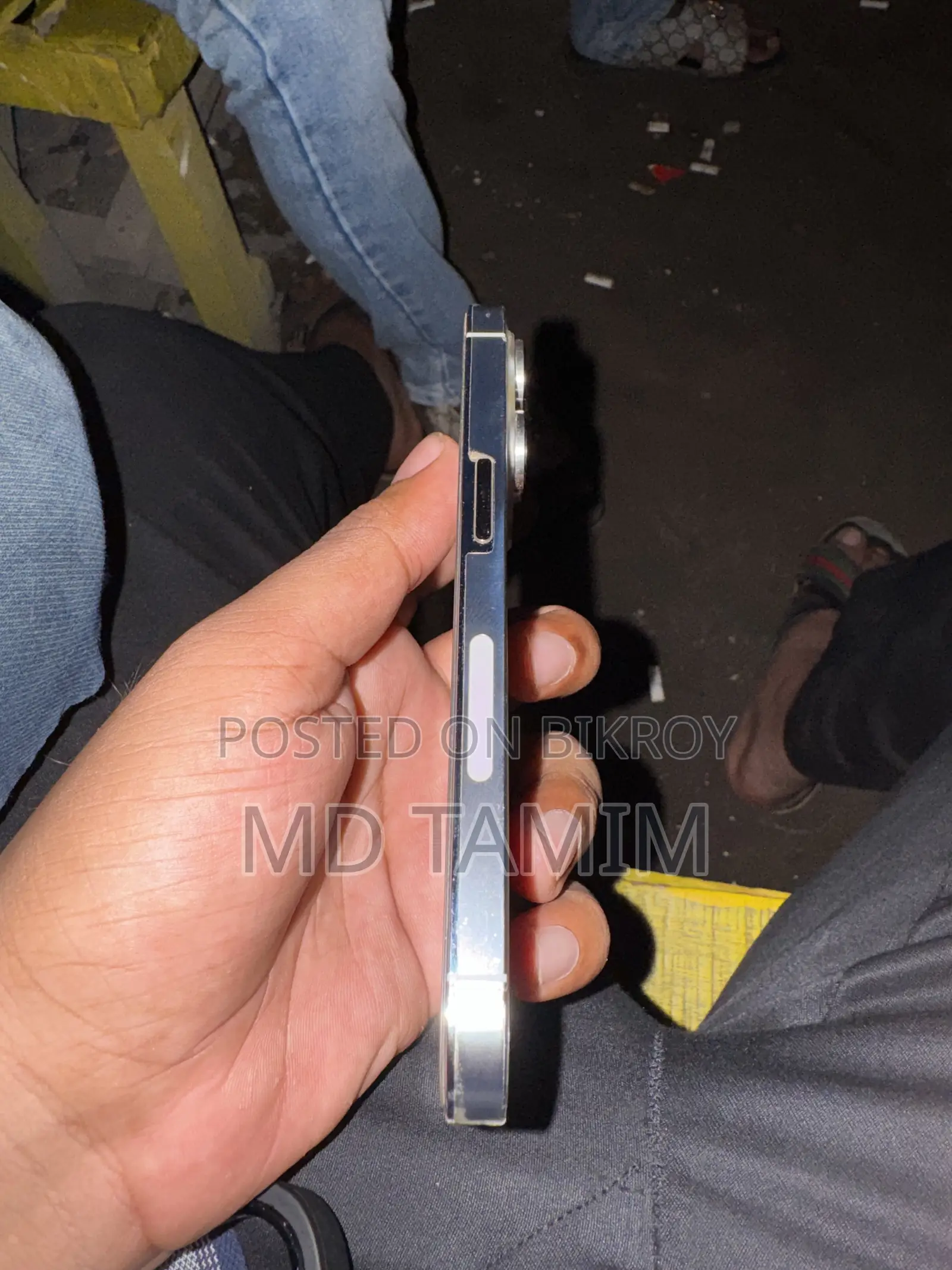 অ্যাপল আইফোন ১৪ প্রো ১২৮ জিবি হোয়াইট