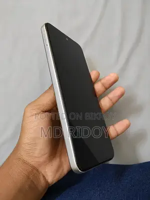 Infinix Smart 9 64 GB Silver