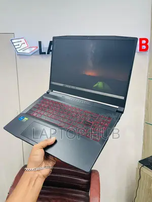 Laptop MSI Sword 15 16GB Intel Core I7 SSD 512GB