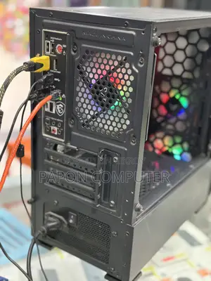 Desktop Computer 8GB AMD Ryzen 5 SSD 256GB