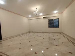 4bdrm Apartment in Gulshan for Rent