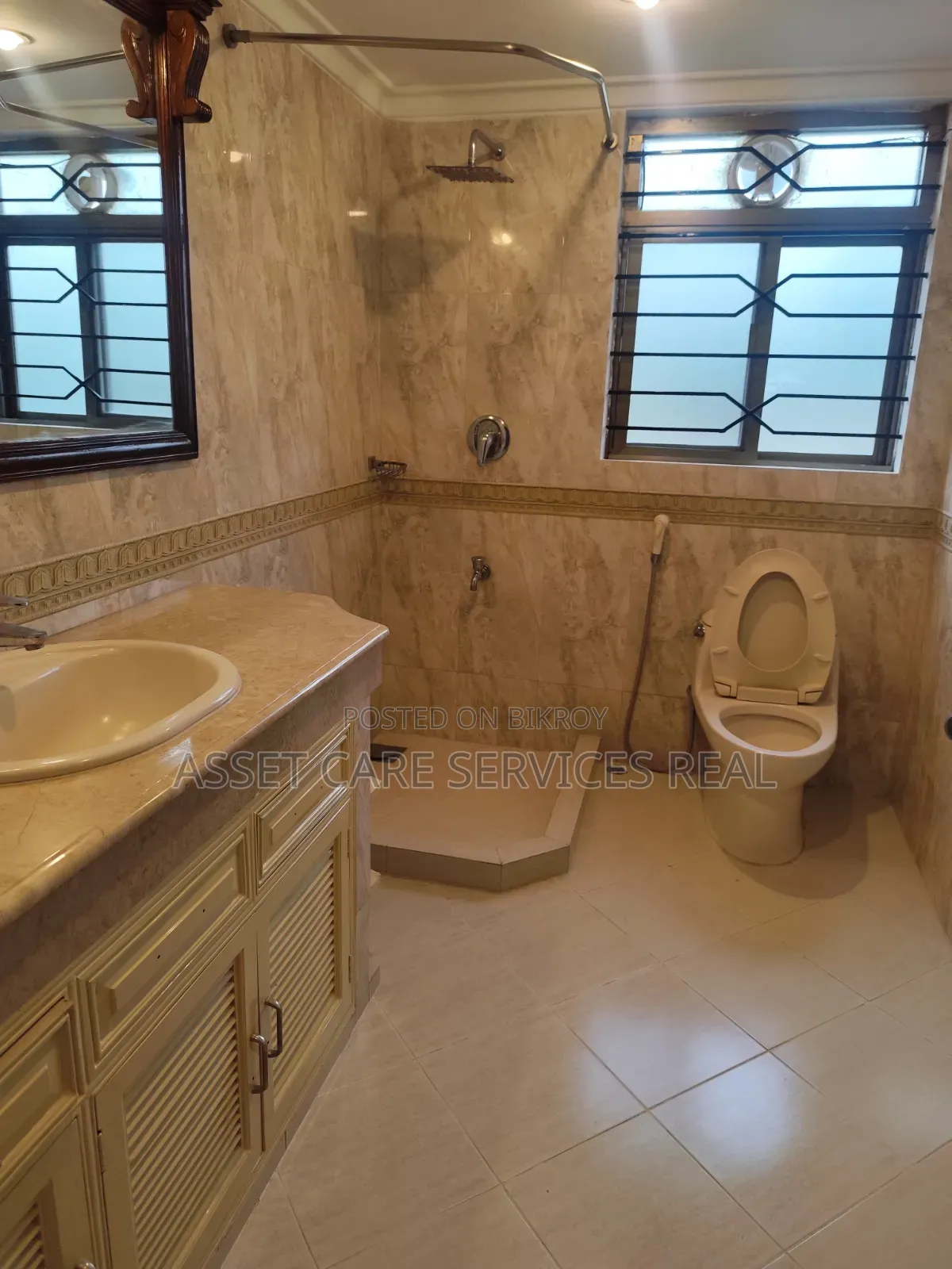 4bdrm Apartment in Gulshan for Rent