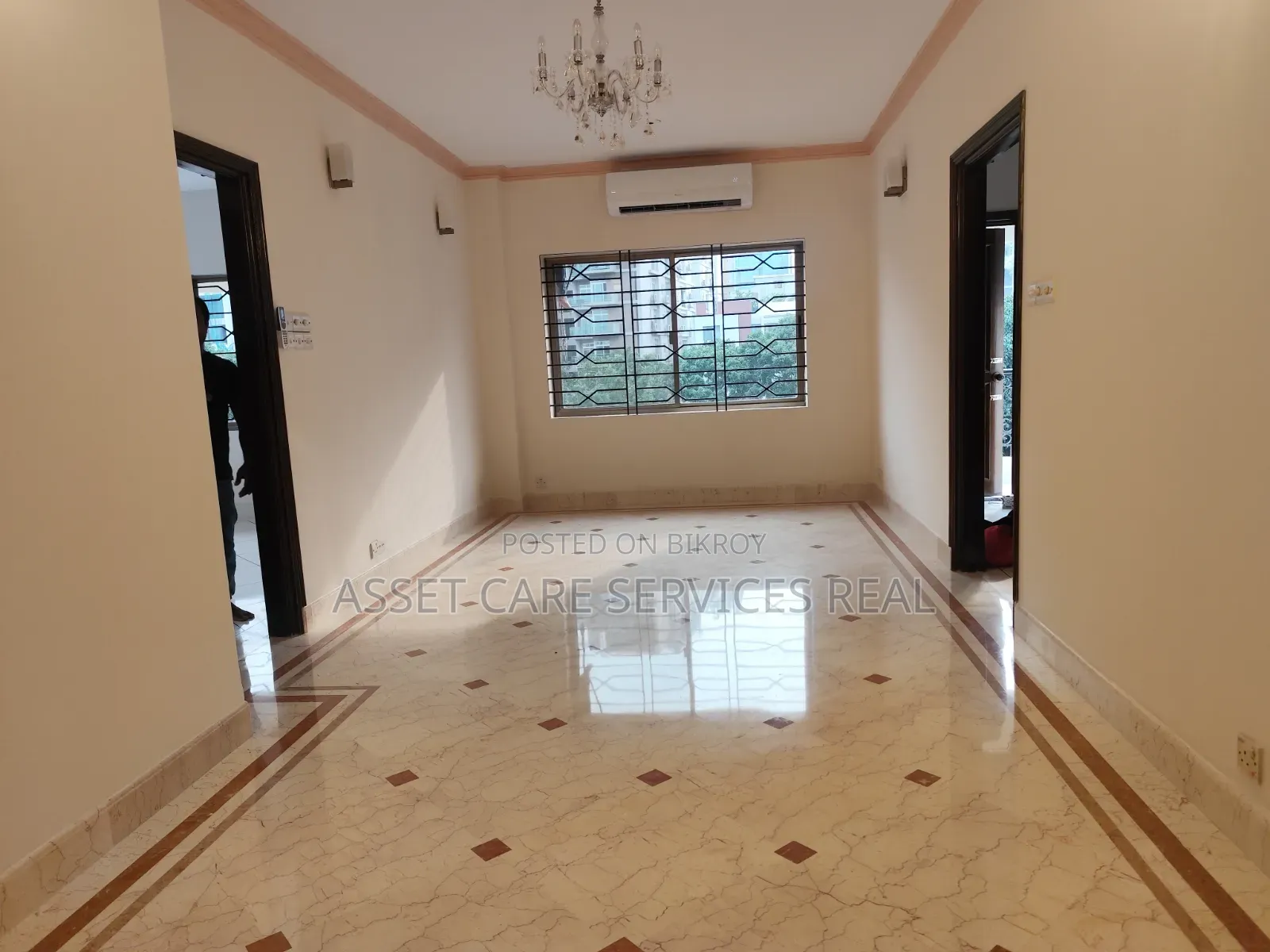 4bdrm Apartment in Gulshan for Rent