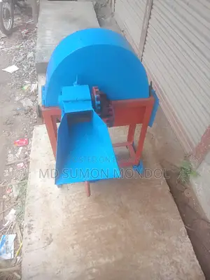 খর ও ঘাস কাটার মেশিন