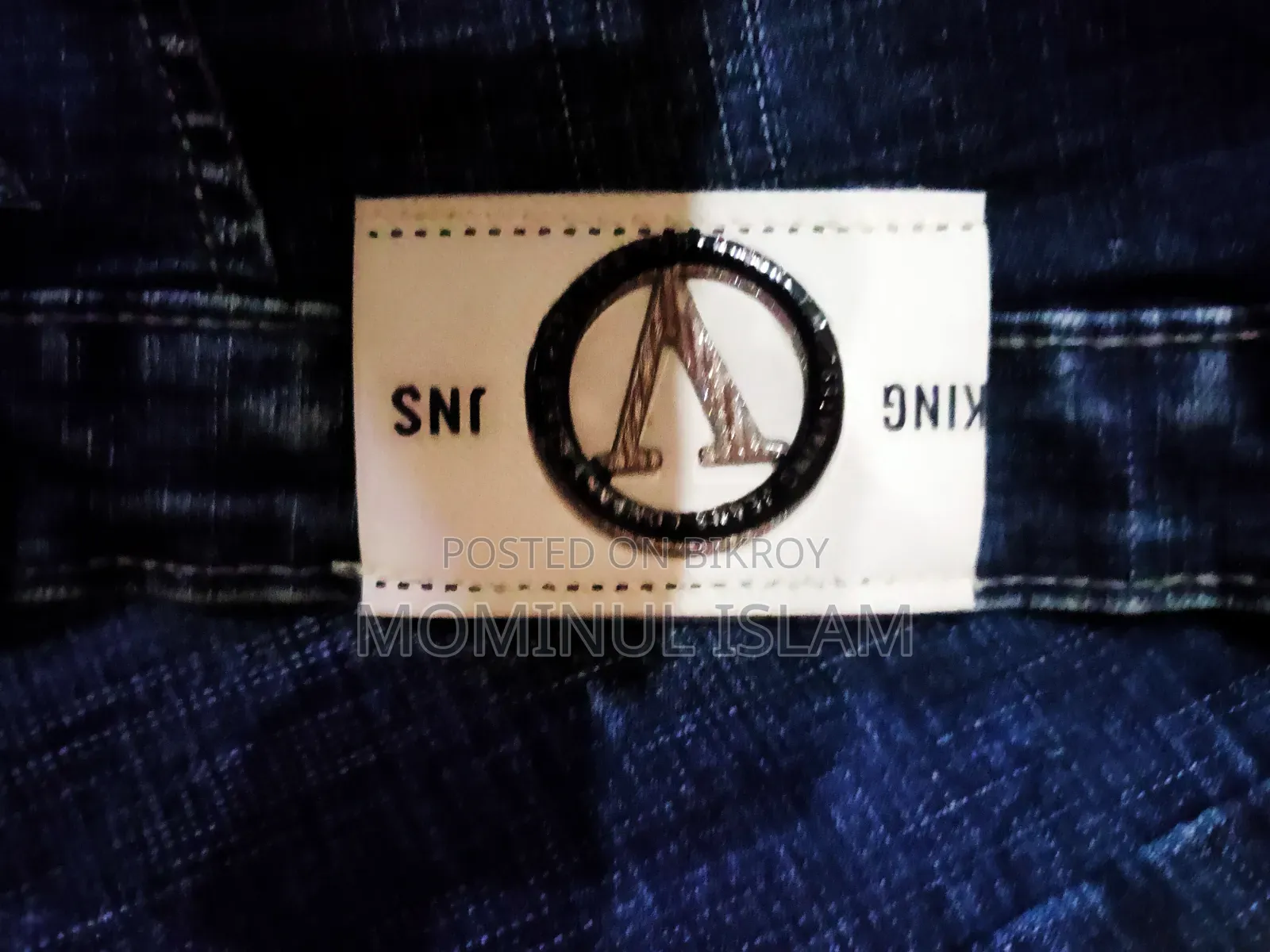 An attractive and durable denim jeans from the brand King Jns