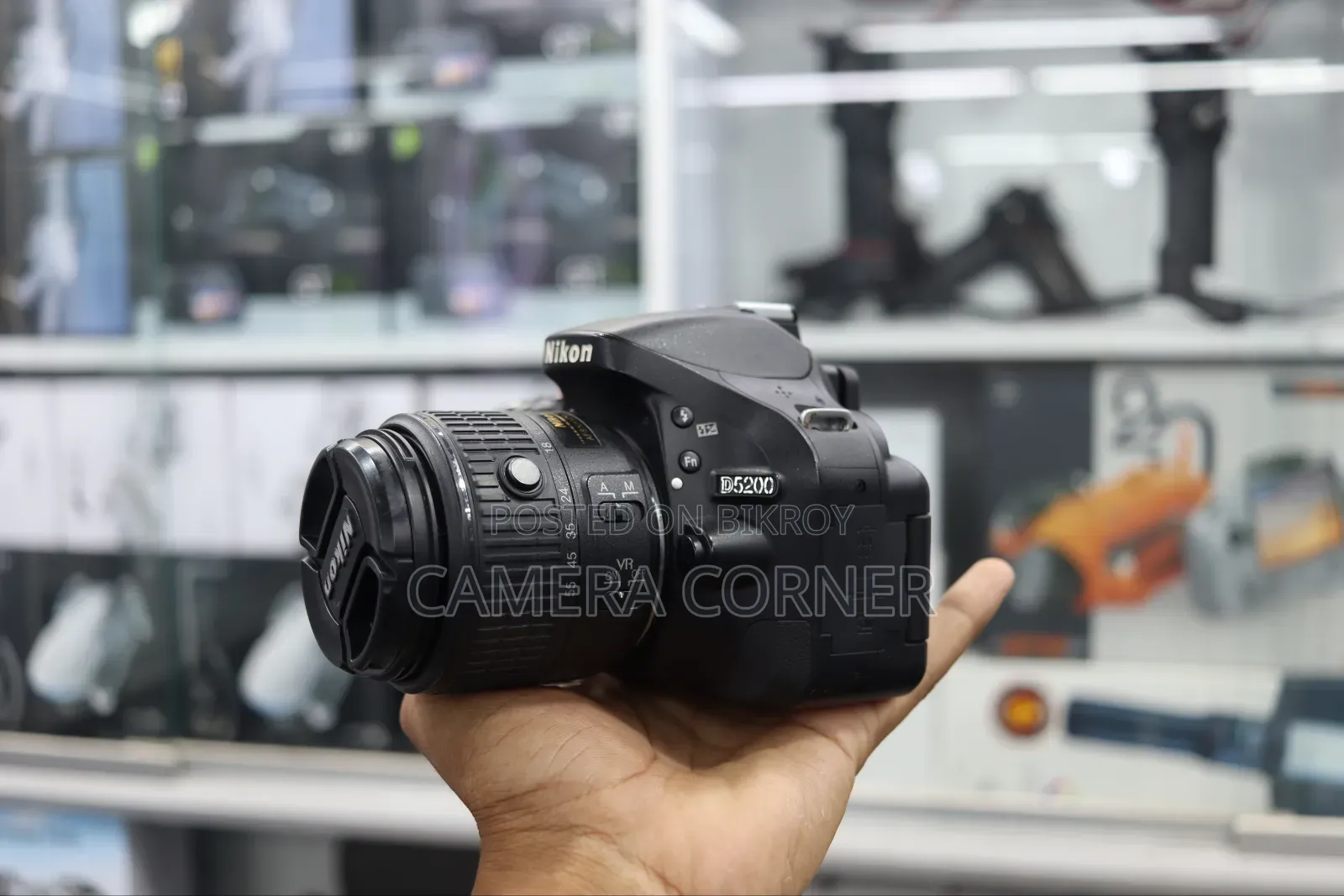Nikon D5200 Camera With 18-55mm Lens