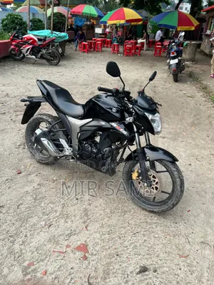 সুজুকি জিক্সার মনোটোন ২০২৩ ব্ল্যাক