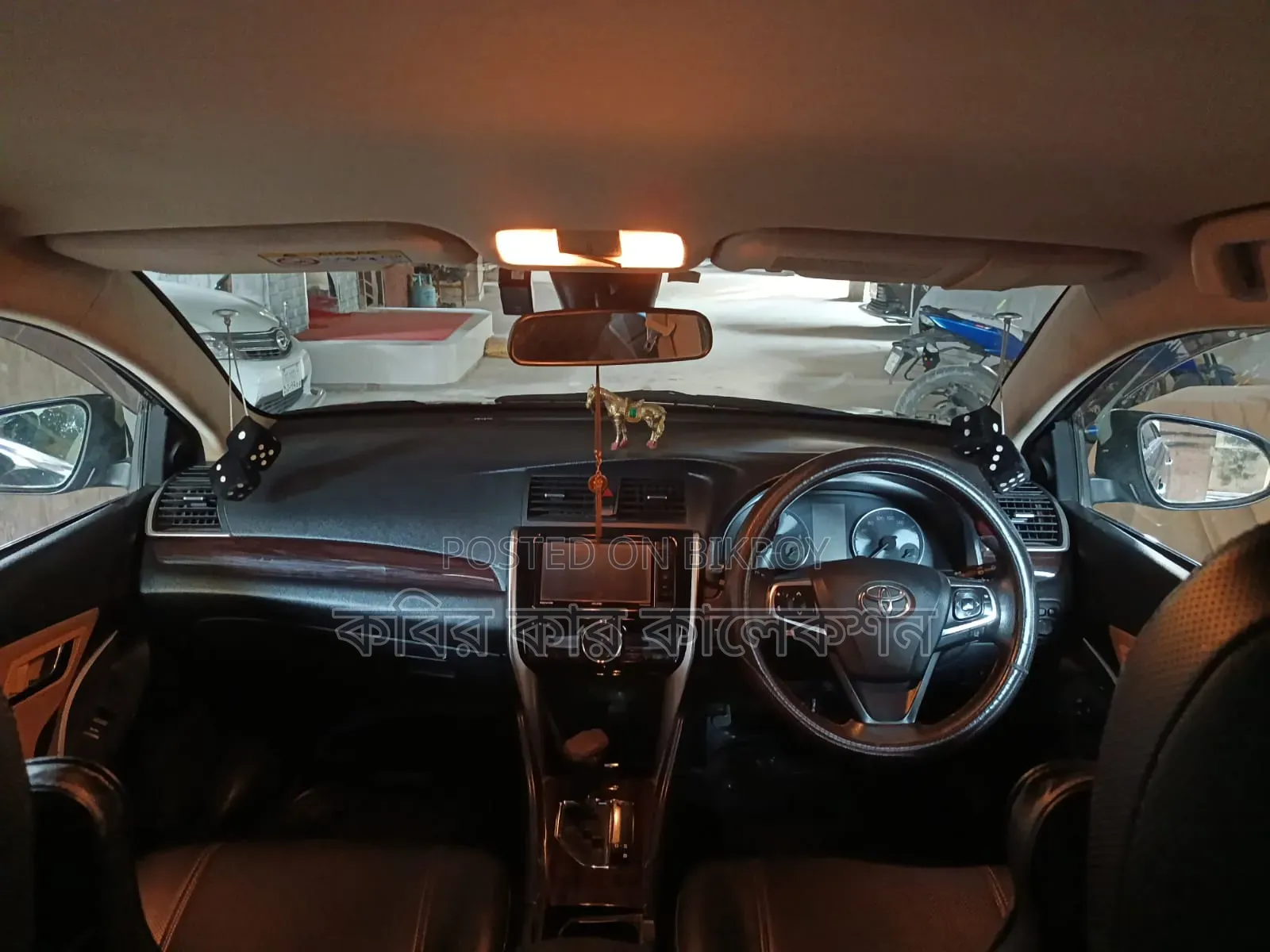 Toyota Premio 2018 Black