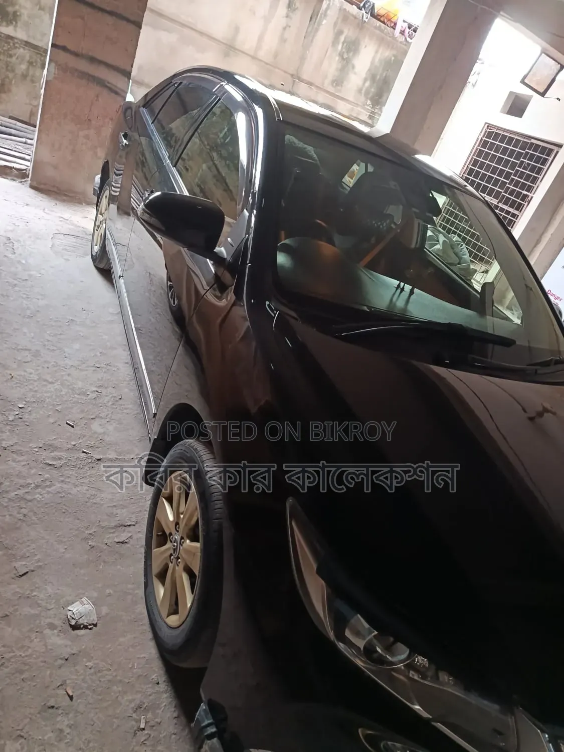 Toyota Premio 2018 Black