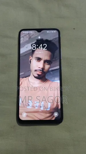 Realme 64 GB