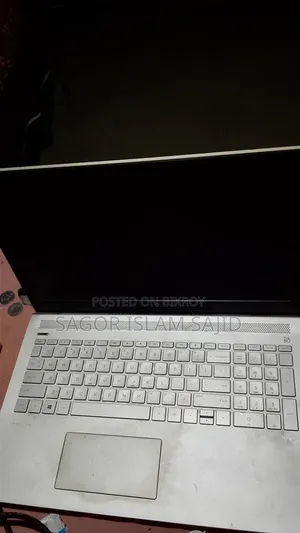 Laptop HP 14-Dq1088wm 8GB Intel Pentium SSD 250GB