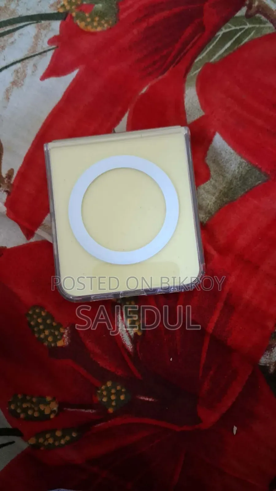 New Samsung Galaxy Z Flip6 256 GB Gold