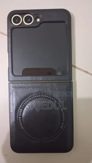 New Samsung Galaxy Z Flip6 256 GB Gold