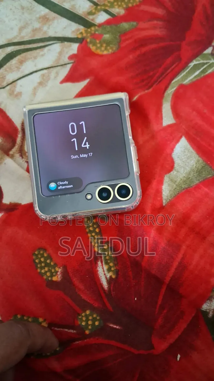 New Samsung Galaxy Z Flip6 256 GB Gold