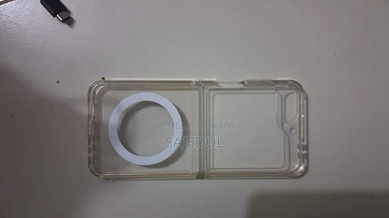 New Samsung Galaxy Z Flip6 256 GB Gold