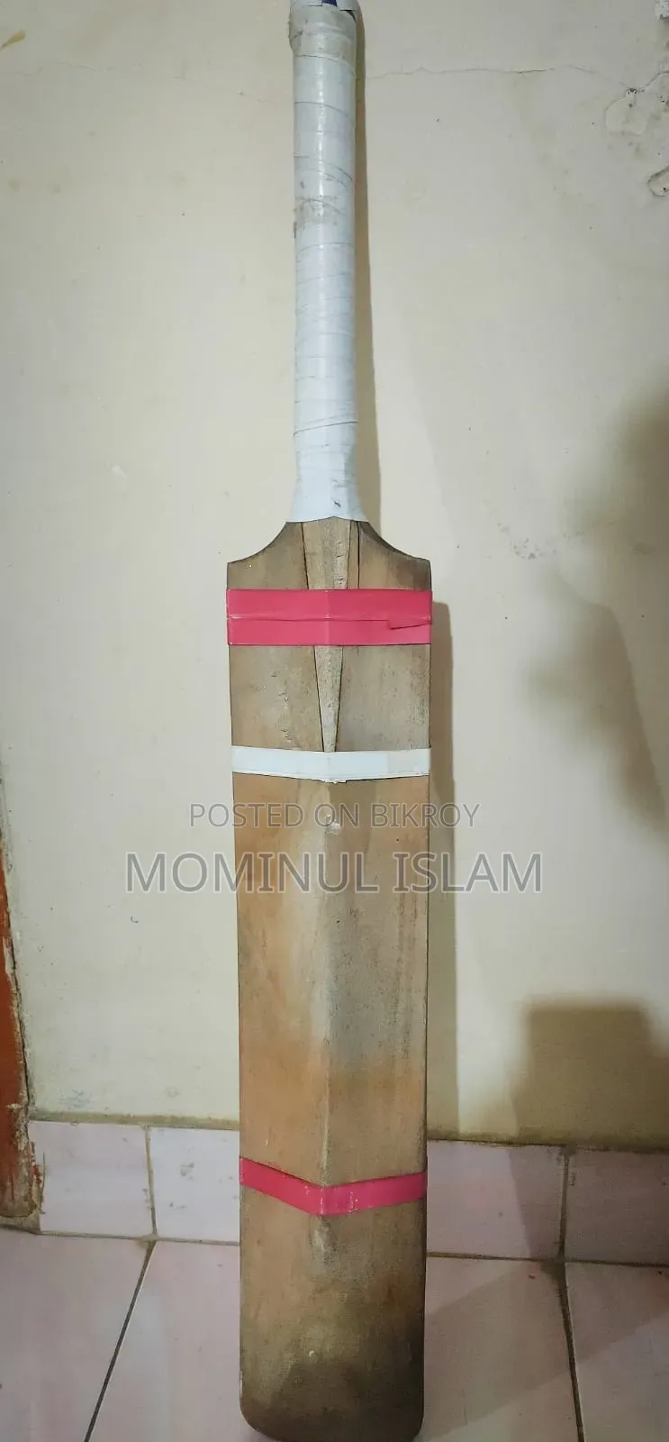 Sturdy Wooden Cricket Bat for Tape Tennis