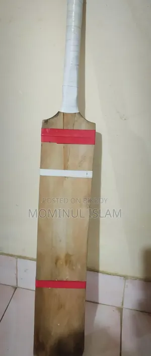 Sturdy Wooden Cricket Bat for Tape Tennis