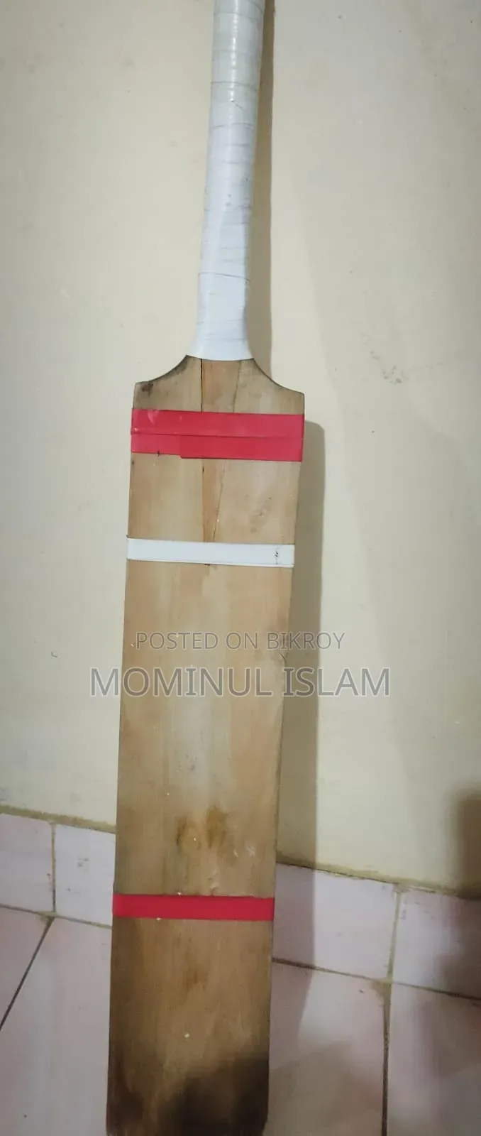Sturdy Wooden Cricket Bat for Tape Tennis