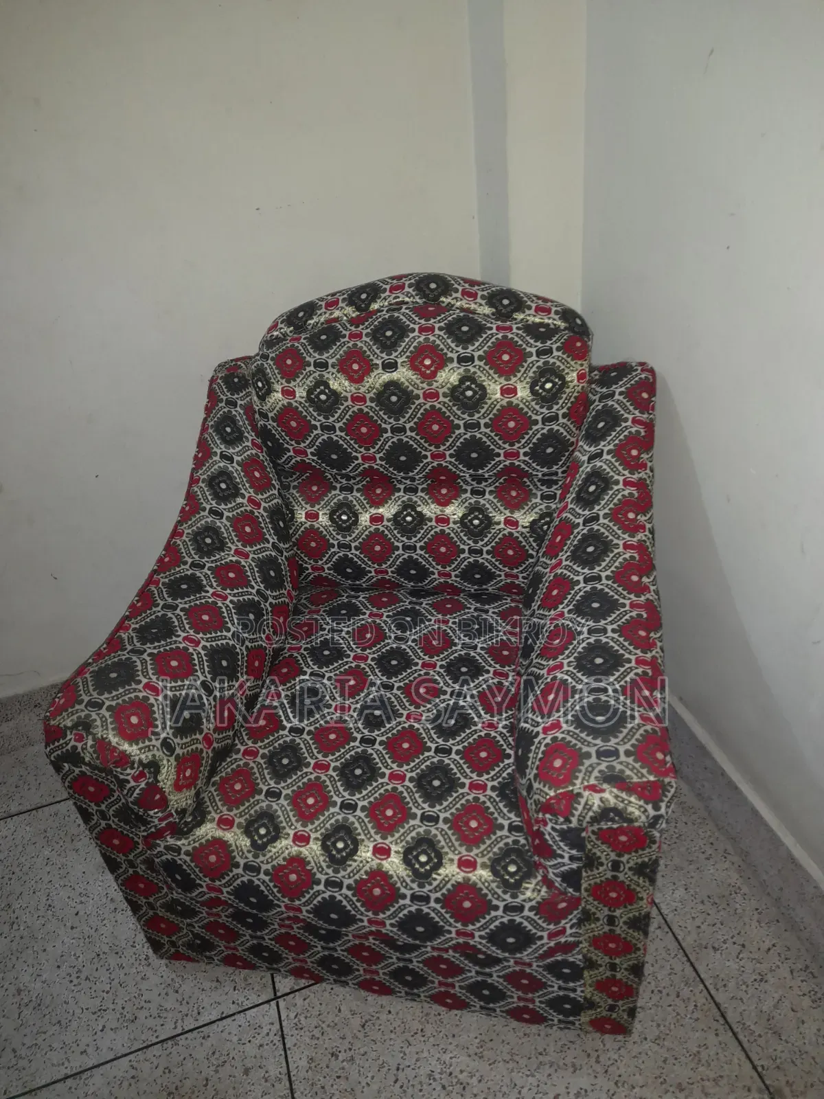 Single Sofa