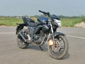 সুজুকি জিক্সার মনোটোন ২০২৩ ব্ল্যাক