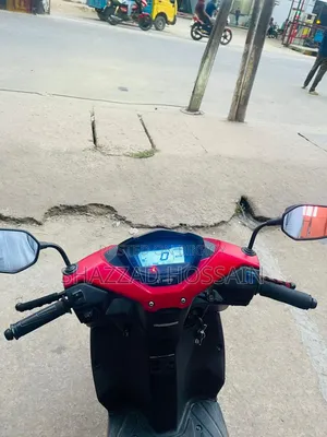 Hero Maestro EDGE 110 XTEC 2024 Red