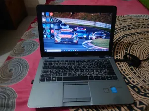 Laptop HP EliteBook 820 8GB Intel Core I5 SSD 128GB