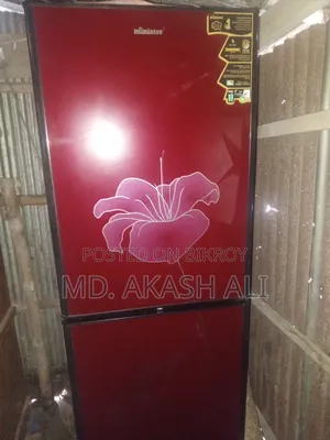 একটি মিনিস্টার ফ্রিজ বিক্রি করা হবে।