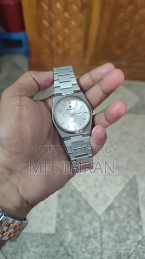 Poedagar Watch