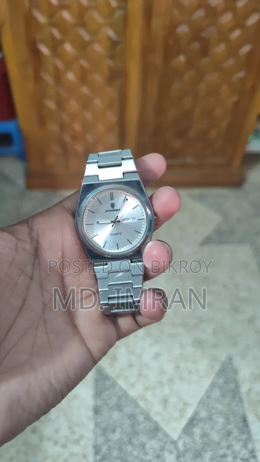 Poedagar Watch
