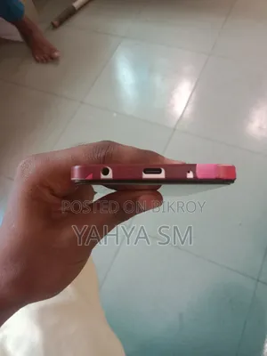 Vivo Y04 64 GB Rose Gold
