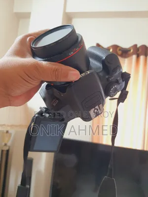 Canon 700d With Prime Lens