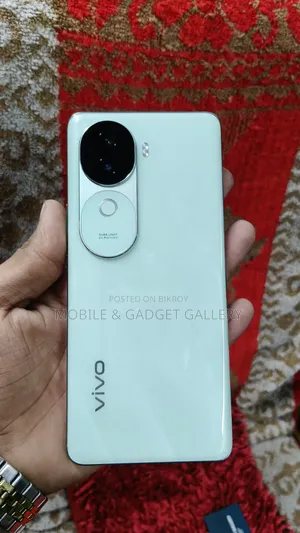 Vivo V40e 256 GB White