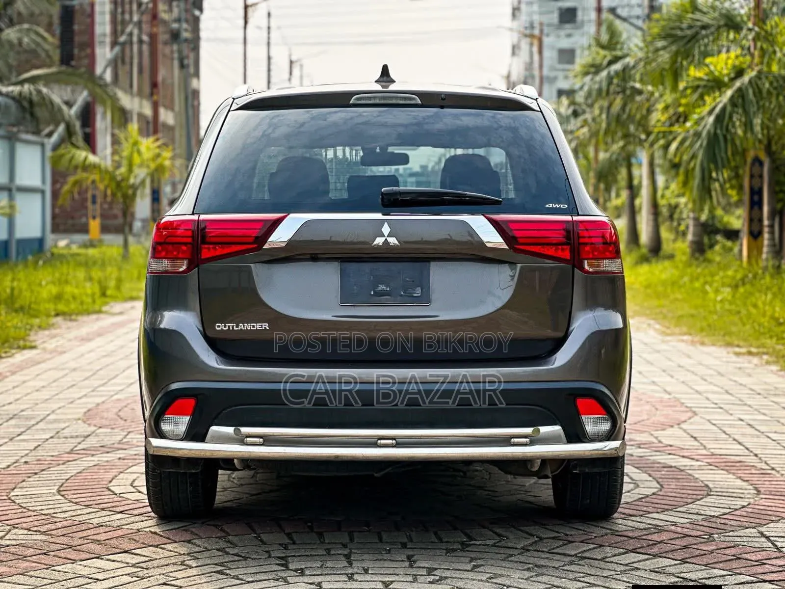 Mitsubishi Outlander 2017 গ্রে