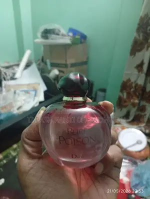 পারফিউম বিক্রির জন্য