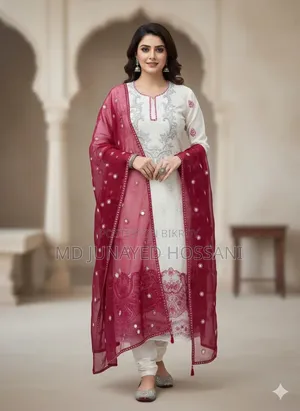 উফফ! ড্রেসটা এক দেখায় ফিদা হয়ে যাওয়া মতো !!