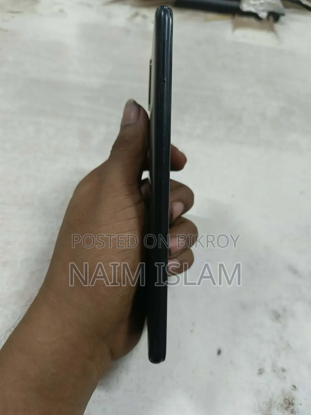 অপো এ১৬ ৬৪ জিবি ব্ল্যাক