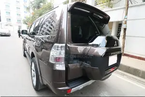 Mitsubishi Pajero V90 3.0 V6 GLS/GLX 2018 Gray
