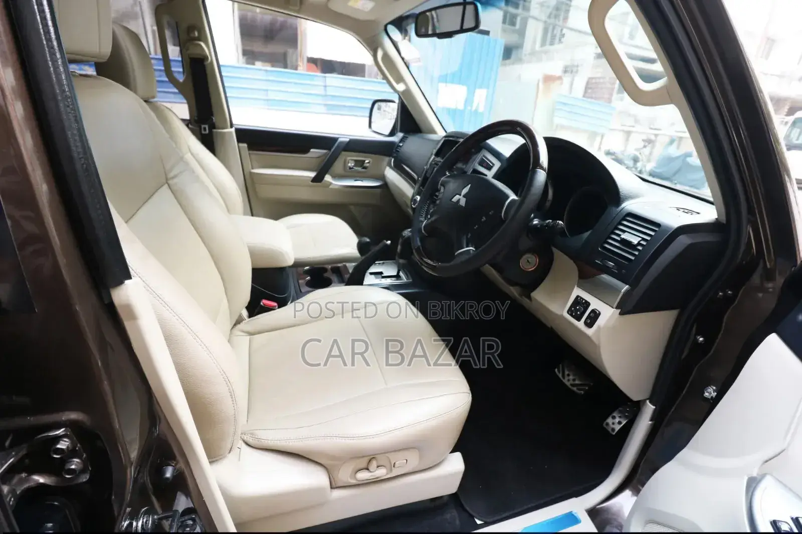 Mitsubishi Pajero V90 3.0 V6 GLS/GLX 2018 Gray