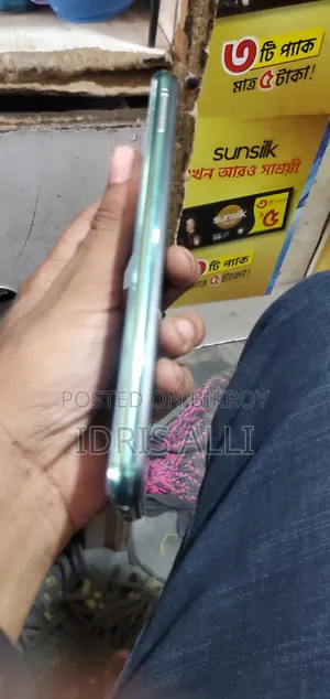 New Vivo Y11 32 GB Blue